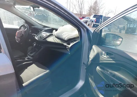 2014 Ford Escape S from USA, damaged, VIN 1FMCU0F77EUA43896